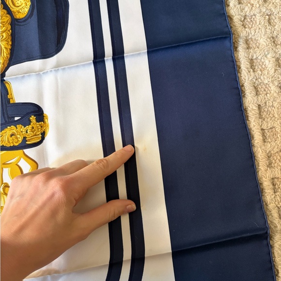 Hermès Brides de Gala silk scarf - Picture 9 of 11